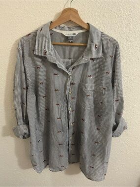 Old Navy Black & White Striped Button-Down Shirt with Red Fox Motif